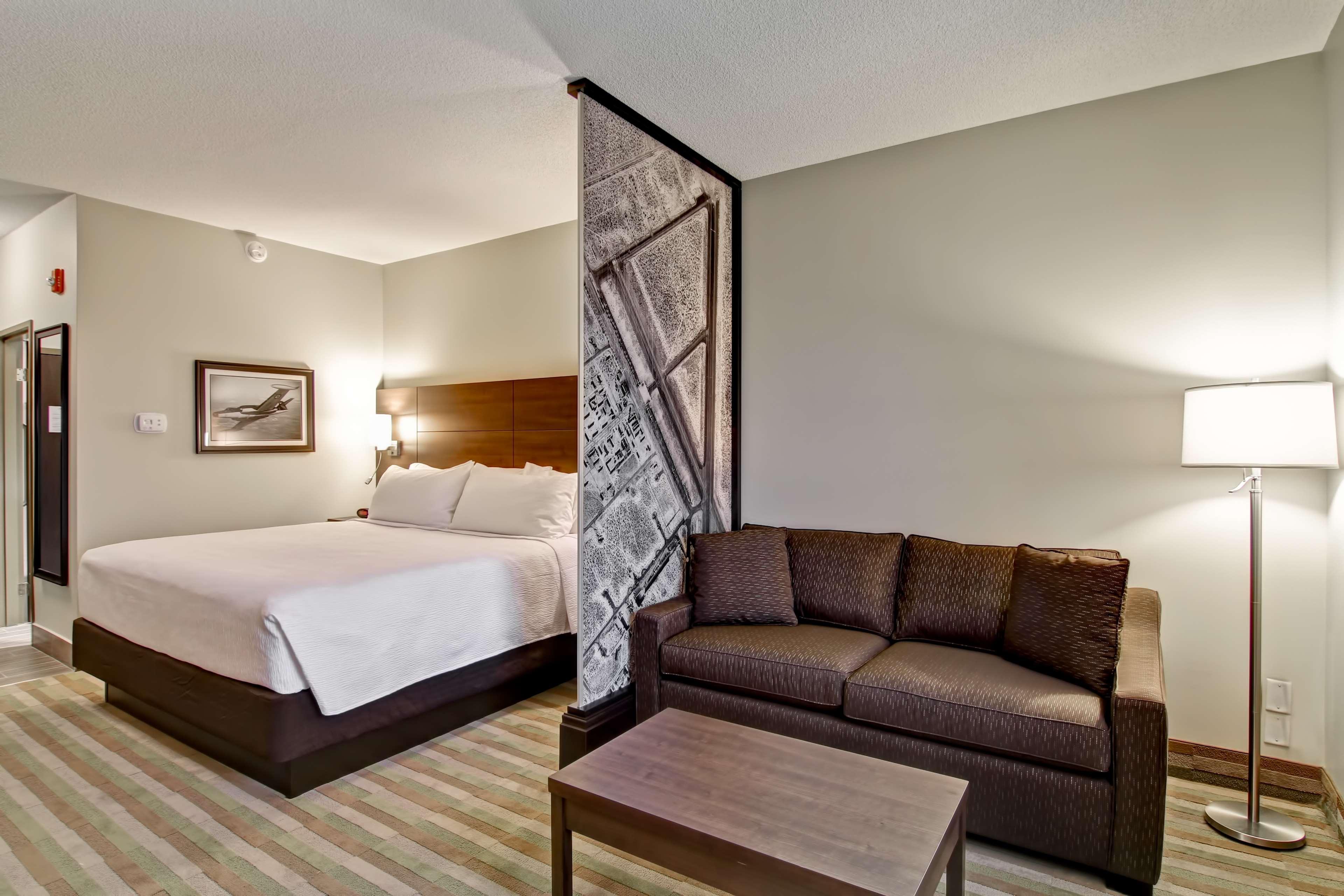 Best Western London Airport Inn & Suites Exterior foto
